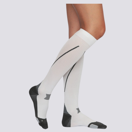 15-20 MmHg Knit Compression Socks "White"