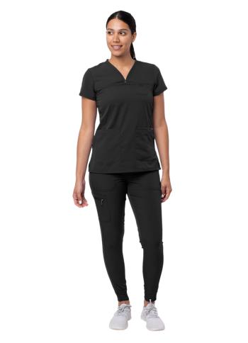 Medium / Black